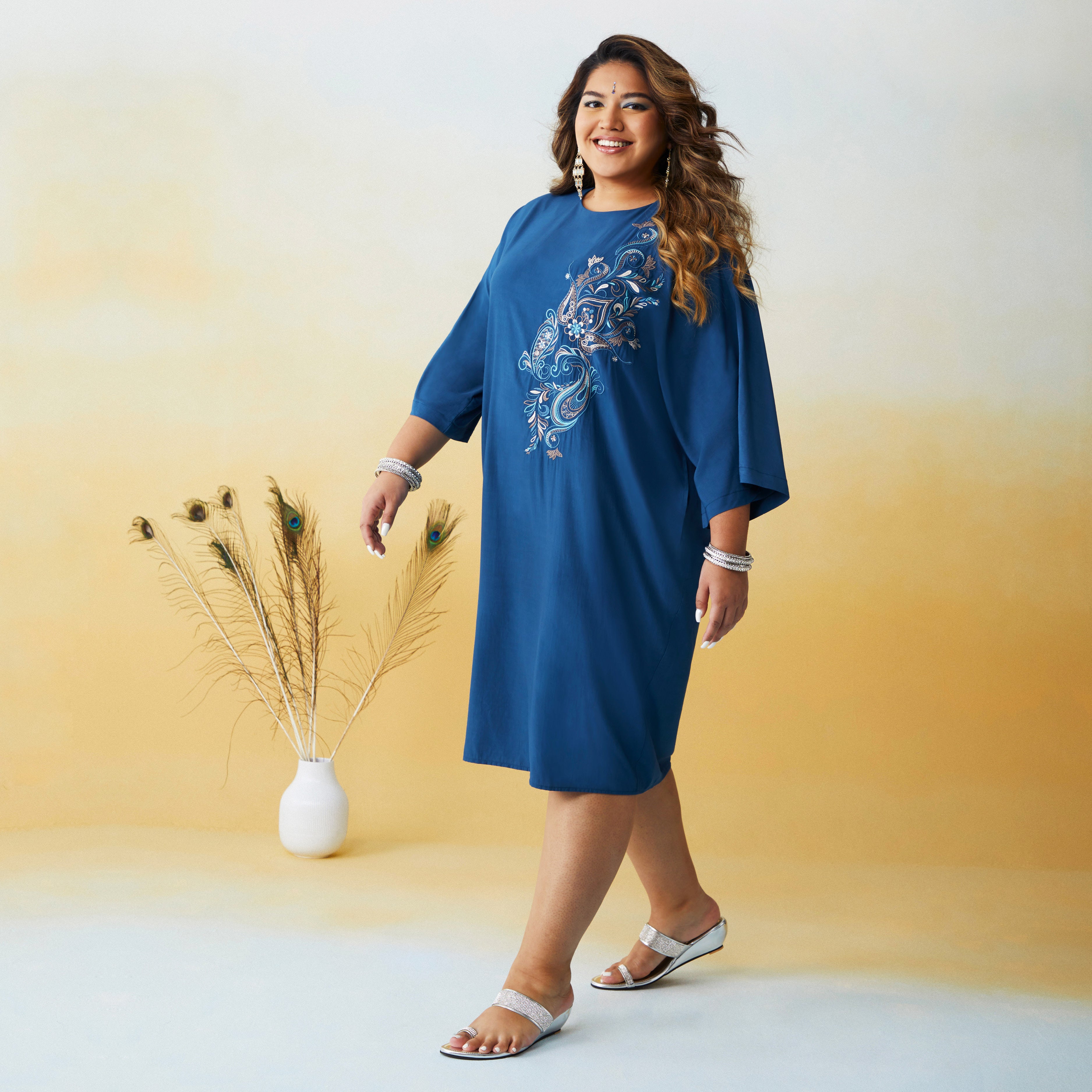SAPNA: SHIMMERING SPLENDOR – Ms. Read Singapore